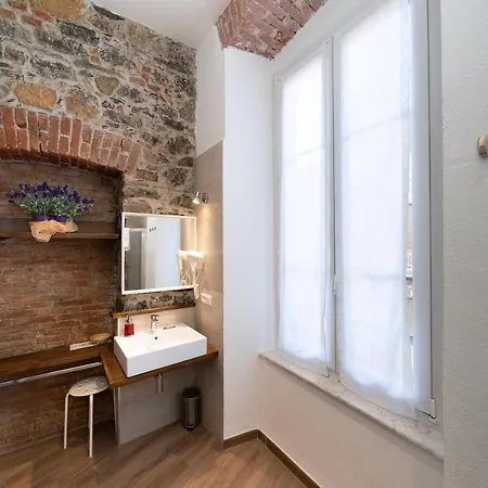 בית הארחה Superior Del Golfo E Delle 5 Terre לה ספציה