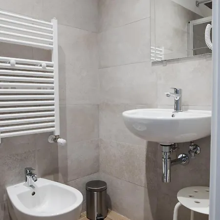 招待所 Superior Del Golfo E Delle 5 Terre 斯培西亚