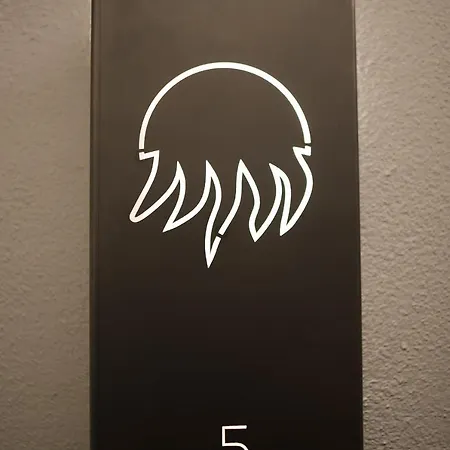 Superior Del Golfo E Delle 5 Terre 斯培西亚