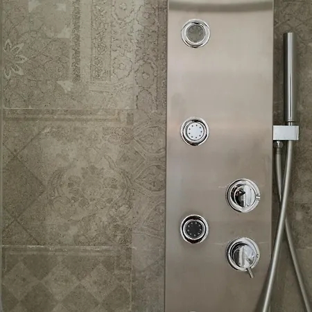 招待所 Superior Del Golfo E Delle 5 Terre 斯培西亚