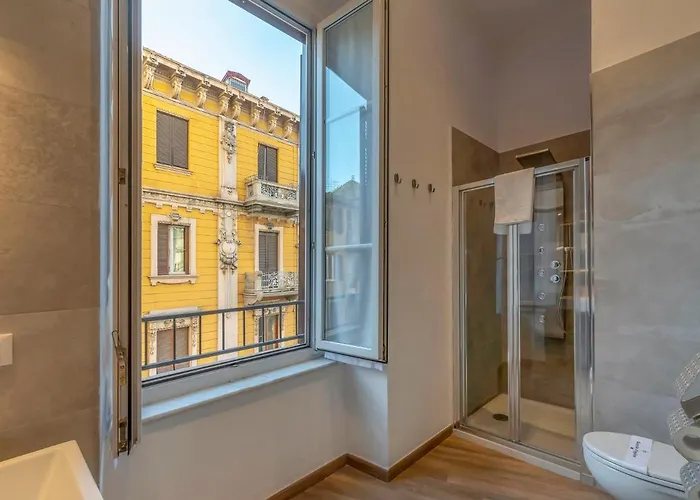 Superior Del Golfo E Delle 5 Terre 라스페치아